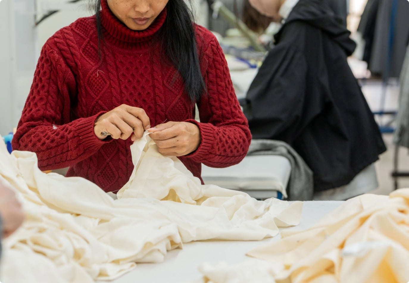 婦人服製造 写真