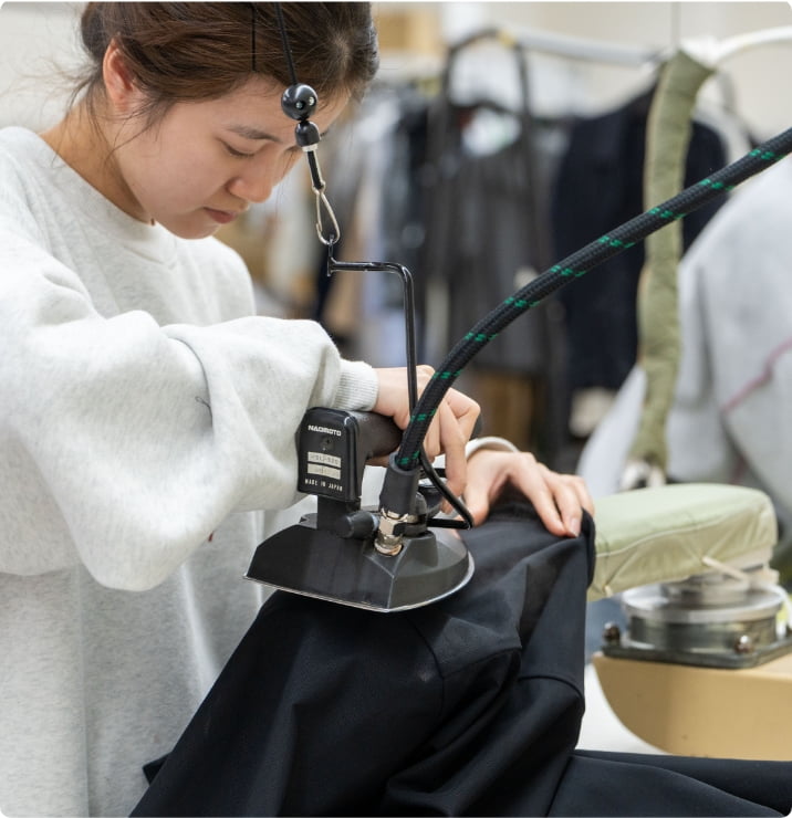 検品・プレス事業部